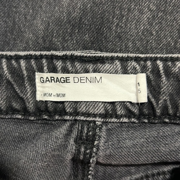 Garage Mom Jeans - Picture 2 of 3